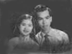 ngaydo_chungminh-300.jpg (15286 bytes)
